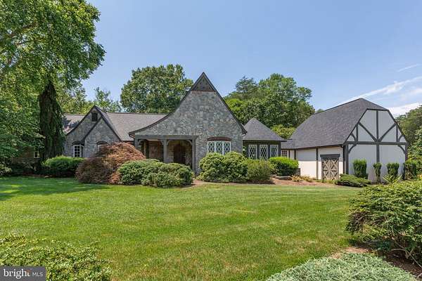 6.54 Acres of Residential Land with Home for Sale in Fredericksburg, Virginia