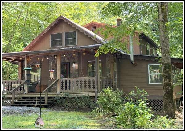 18 Acres of Land with Home for Sale in Robbinsville, North Carolina