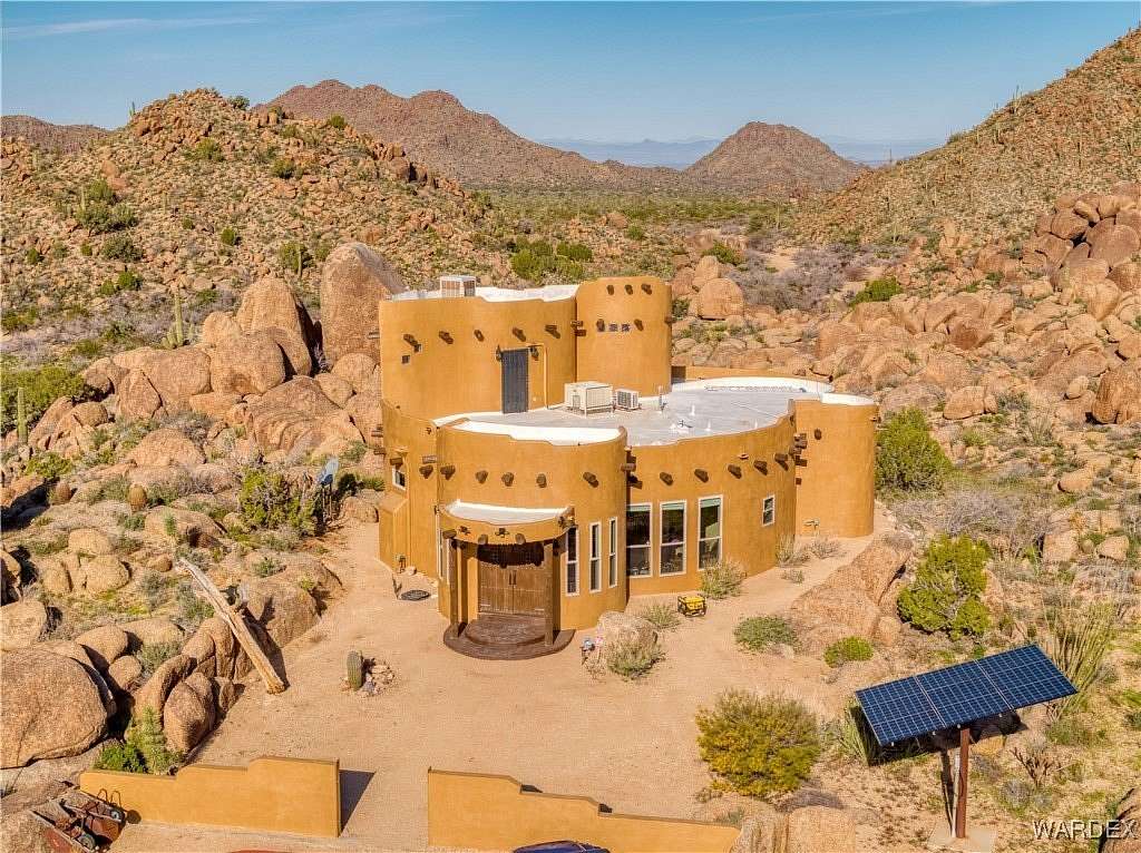 40 Acres of Agricultural Land with Home for Sale in Yucca, Arizona