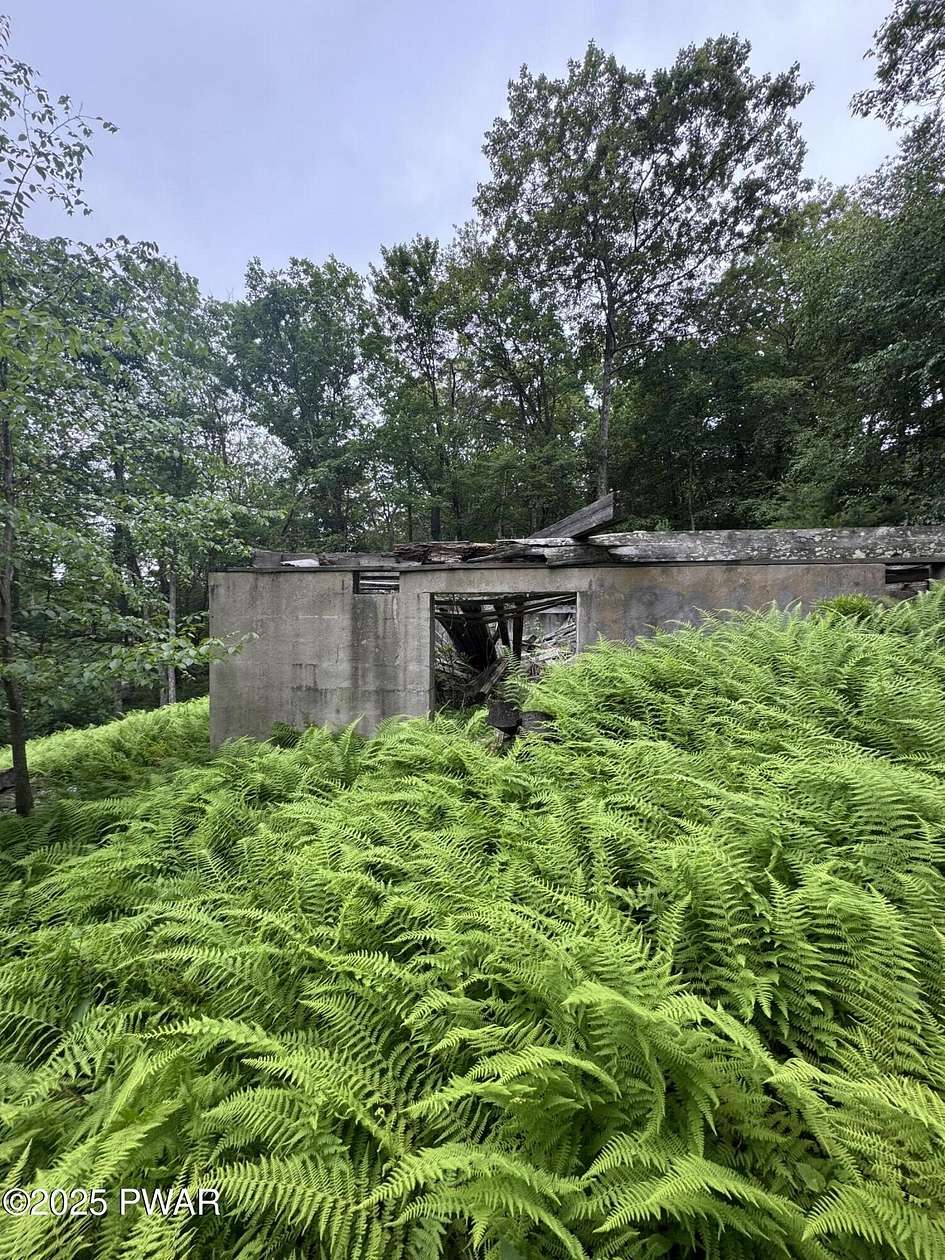 0.63 Acres of Residential Land for Sale in Dingmans Ferry, Pennsylvania