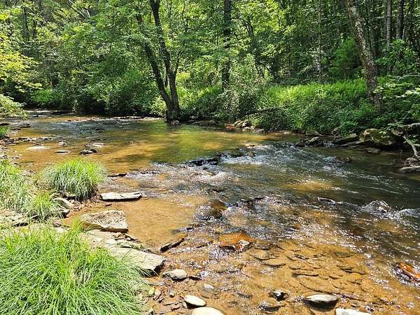 107 Acres of Recreational Land for Sale in Woodlawn, Virginia