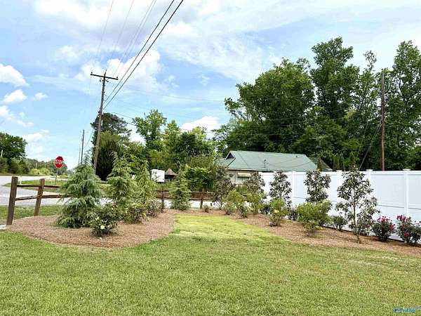 1.62 Acres of Improved Commercial Land for Sale in Attalla, Alabama