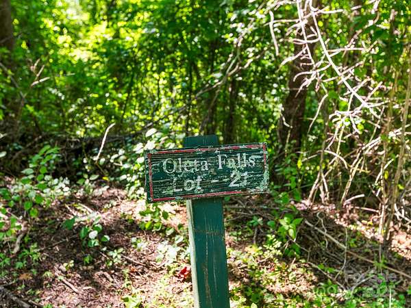 2 Acres of Residential Land for Sale in Hendersonville, North Carolina