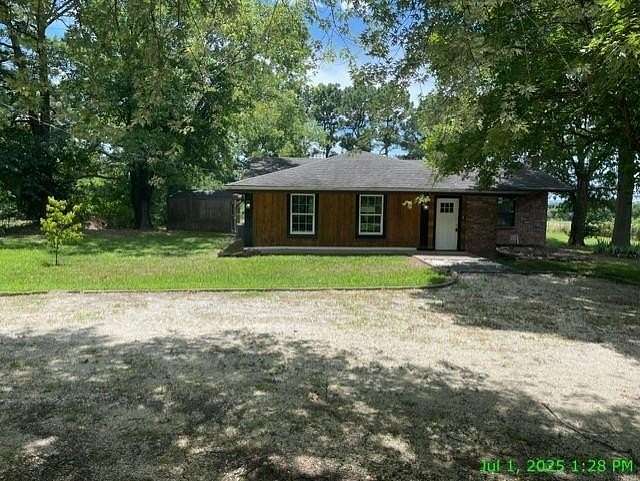 3 Acres of Residential Land with Home for Sale in Farmington, Arkansas