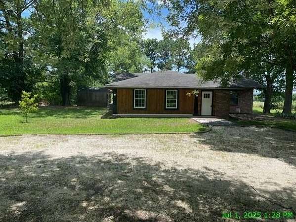 3 Acres of Residential Land with Home for Sale in Farmington, Arkansas