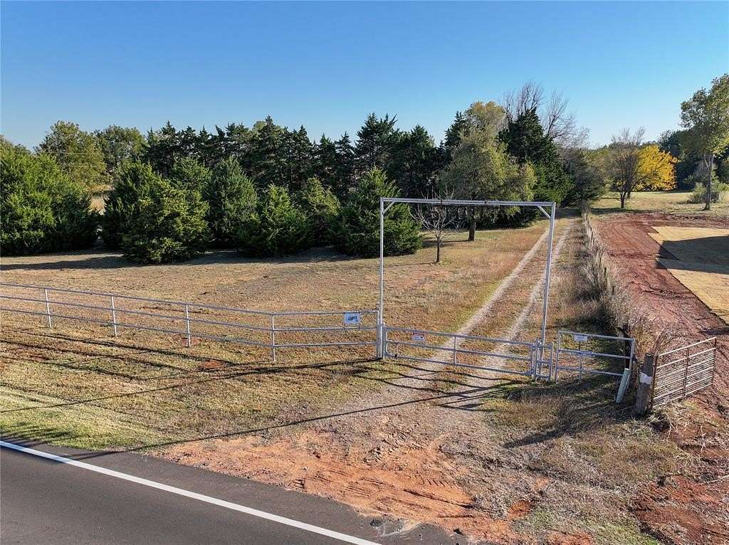 11.5 Acres of Land for Sale in Yukon, Oklahoma