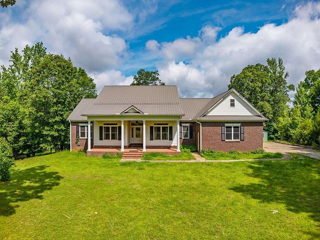 31 Acres of Land with Home for Sale in Water Valley, Mississippi