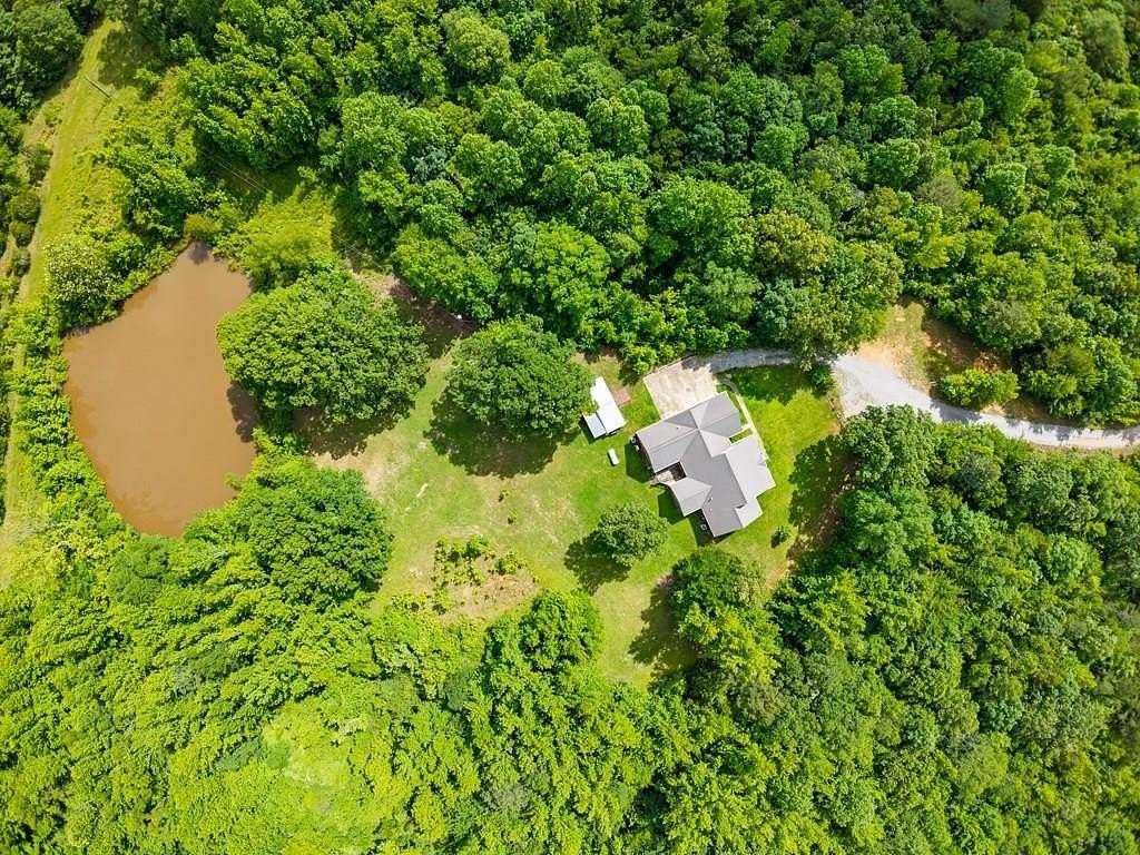 31 Acres of Land with Home for Sale in Water Valley, Mississippi