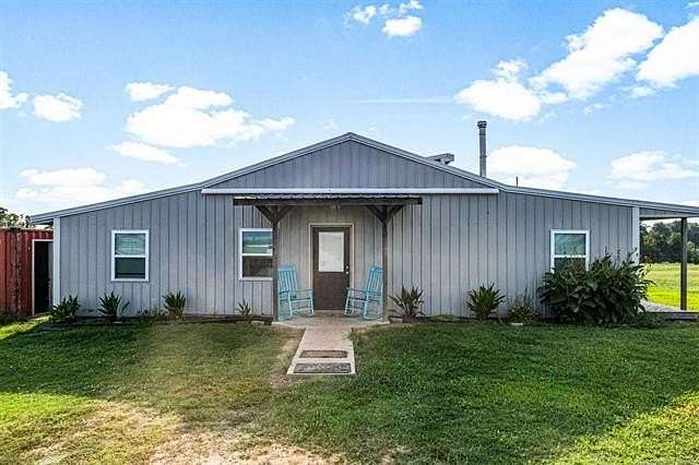 15 Acres of Land with Home for Sale in Vinita, Oklahoma