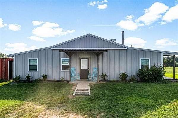 15 Acres of Land with Home for Sale in Vinita, Oklahoma