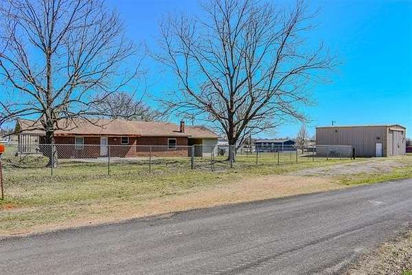4.73 Acres of Residential Land with Home for Sale in Hugo, Oklahoma