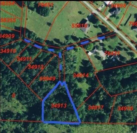 1.81 Acres of Residential Land for Sale in Mineola, Texas