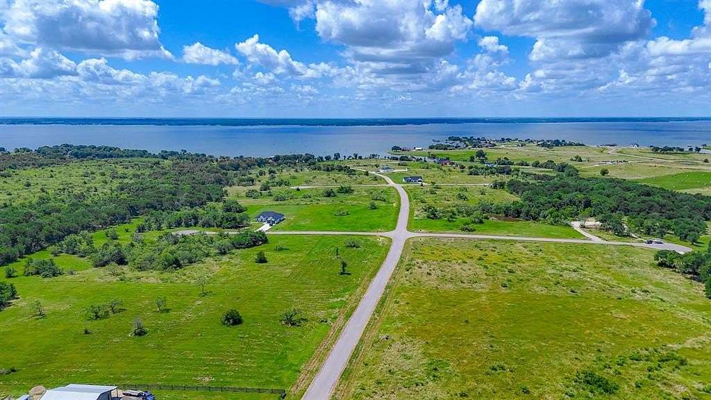 1 Acre of Residential Land for Sale in Corsicana, Texas