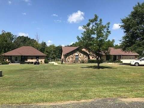 3.6 Acres of Residential Land with Home for Sale in Texarkana, Texas