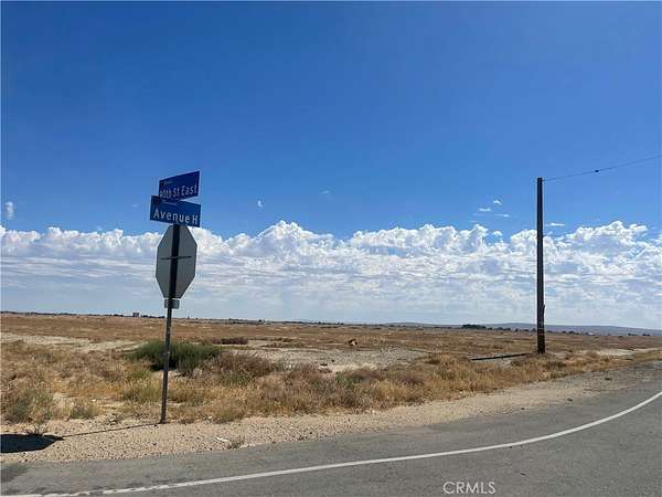 20 Acres of Land for Sale in Lancaster, California