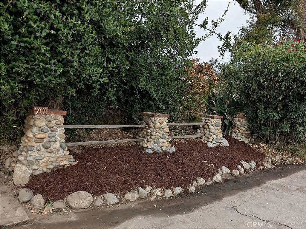 0.17 Acres of Residential Land for Sale in Altadena, California