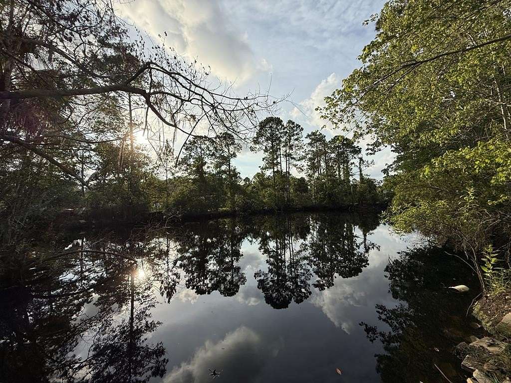 0.78 Acres of Residential Land for Sale in Old Town, Florida