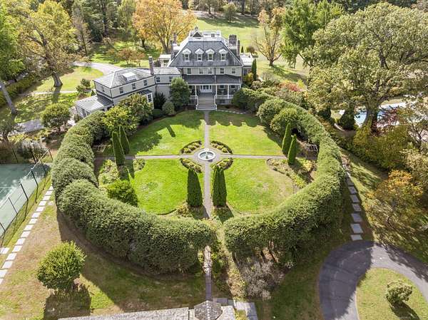 3.67 Acres of Residential Land with Home for Sale in Farmington, Connecticut