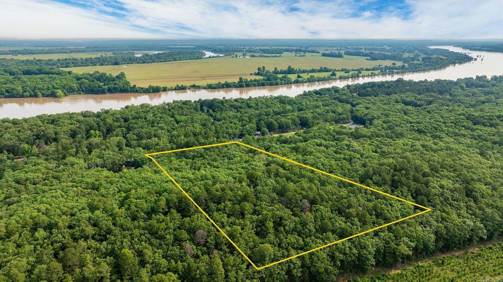 5 Acres of Residential Land for Sale in Houston, Arkansas