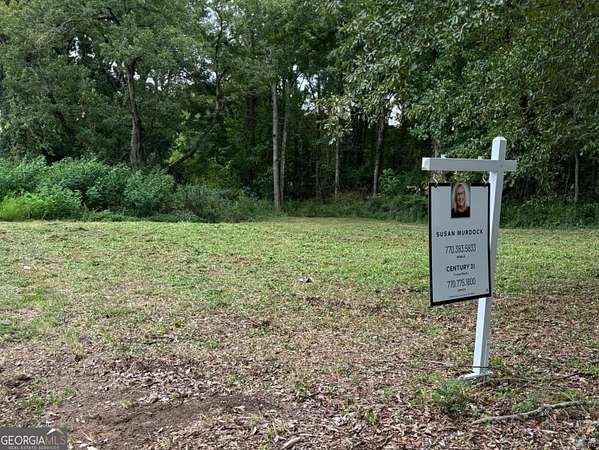 5.67 Acres of Mixed-Use Land for Sale in Barnesville, Georgia