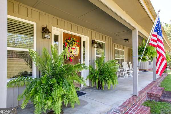 2.6 Acres of Residential Land with Home for Sale in Ailey, Georgia