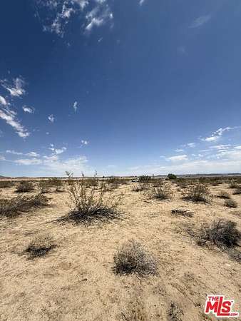 4.62 Acres of Commercial Land for Sale in Joshua Tree, California