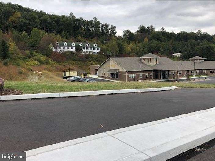 4.67 Acres of Mixed-Use Land for Sale in Pottsville, Pennsylvania