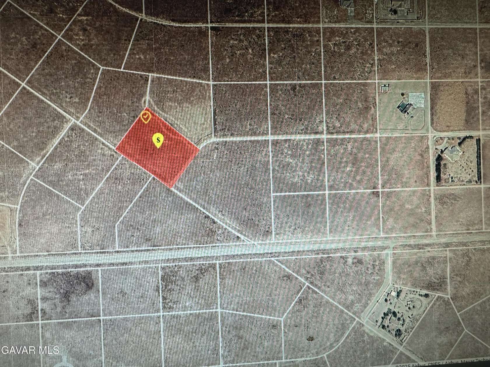 2.5 Acres of Land for Sale in Antelope Acres, California