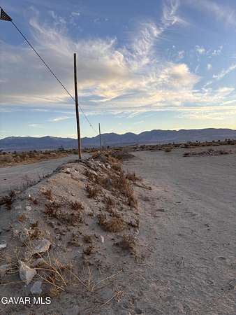 0.94 Acres of Land for Sale in Sun Village, California