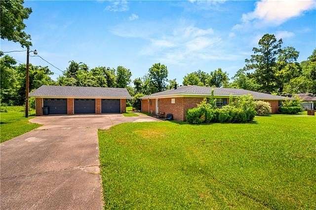 2.38 Acres of Residential Land with Home for Sale in Natchitoches, Louisiana