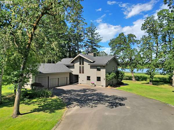 7.4 Acres of Residential Land with Home for Sale in Veneta, Oregon