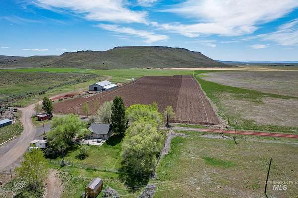 160 Acres of Agricultural Land with Home for Sale in Burns, Oregon