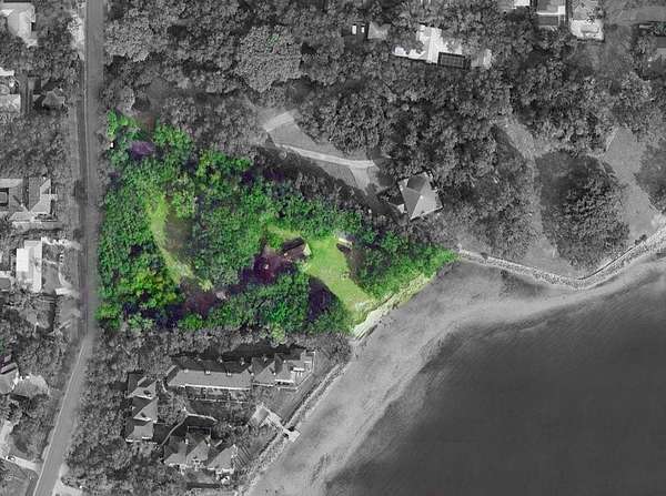 2.3 Acres of Residential Land with Home for Sale in Tampa, Florida