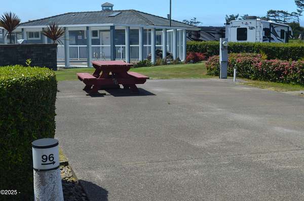 0.06 Acres of Residential Land for Sale in Newport, Oregon