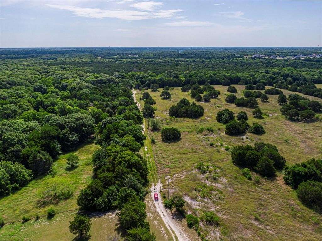 21.3 Acres of Land for Sale in Cedar Hill, Texas