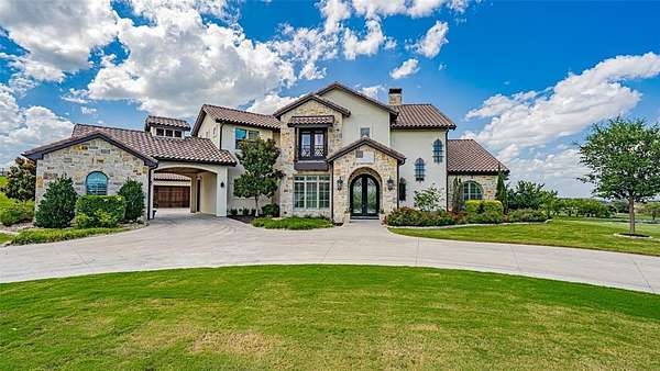 2 Acres of Residential Land with Home for Sale in Aledo, Texas