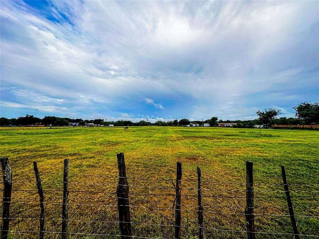 4 Acres of Residential Land for Sale in Mineral Wells, Texas