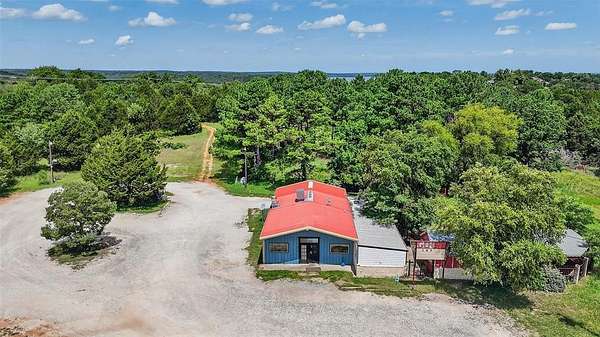 2.15 Acres of Commercial Land for Sale in Gordonville, Texas