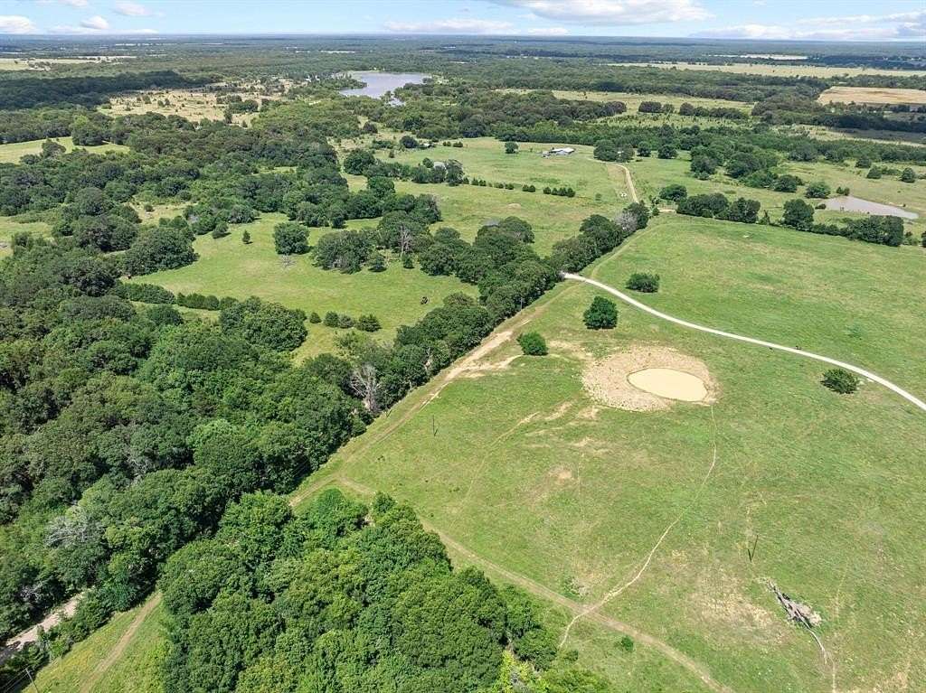 5.25 Acres of Land for Sale in Ivanhoe, Texas