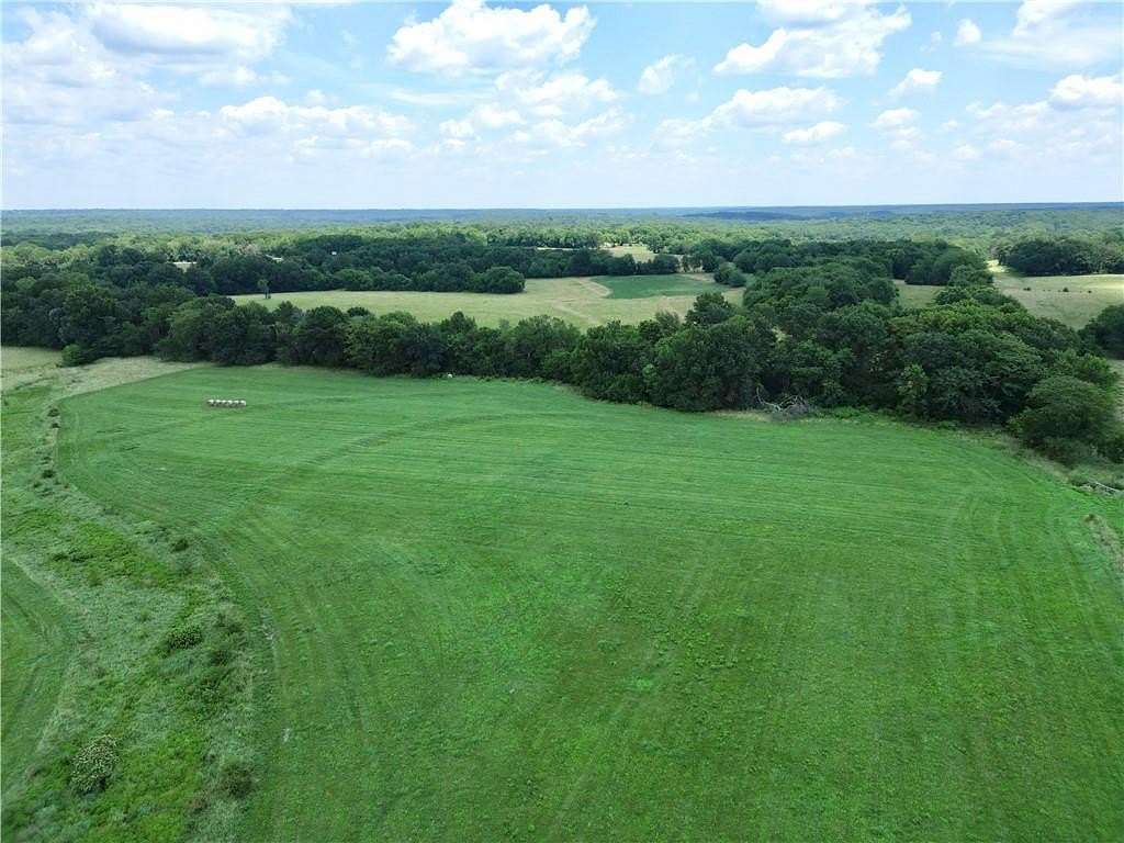 4.6 Acres of Residential Land for Sale in Sedalia, Missouri