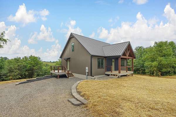 4.43 Acres of Residential Land with Home for Sale in Albany, Ohio