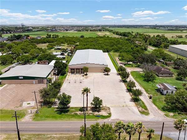 3 Acres of Improved Commercial Land for Sale in Edinburg, Texas