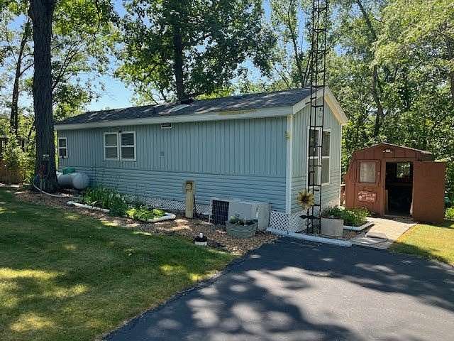 0.11 Acres of Residential Land with Home for Sale in Seneca, Illinois