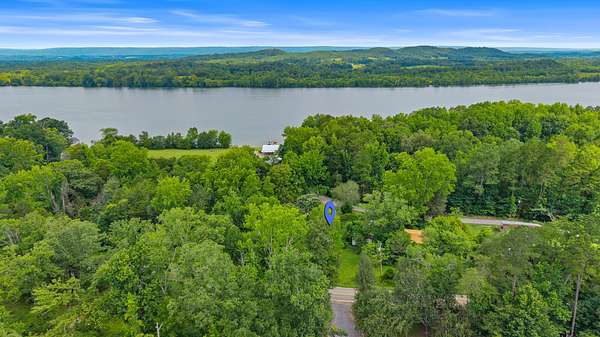 1 Acre of Residential Land for Sale in Decatur, Tennessee