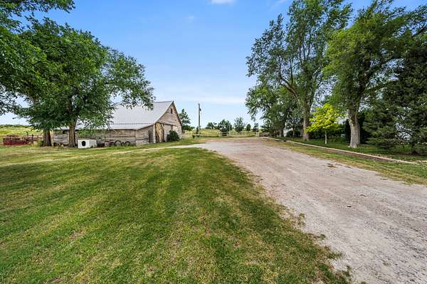 41.3 Acres of Recreational Land with Home for Sale in Canadian, Texas