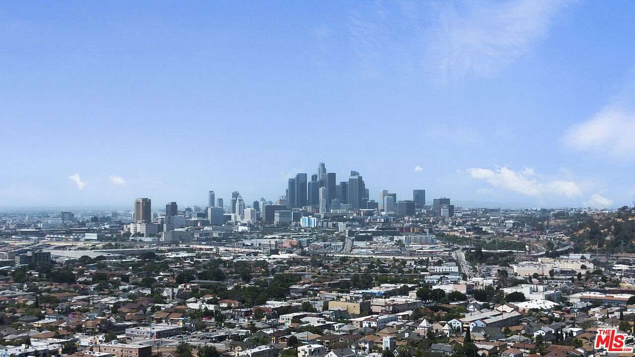 0.12 Acres of Land for Sale in Los Angeles, California