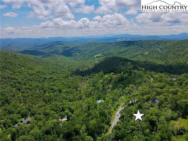 1 Acre of Residential Land for Sale in Sugar Mountain, North Carolina
