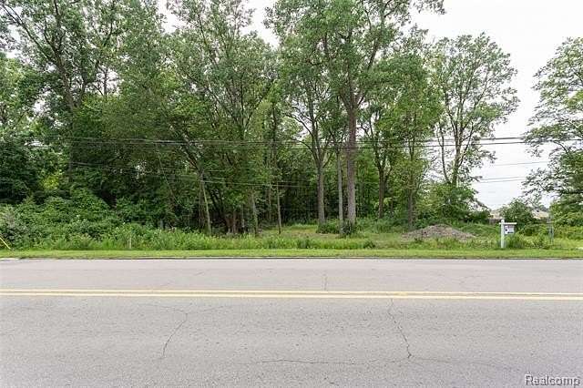 3.7 Acres of Residential Land for Sale in Romulus, Michigan