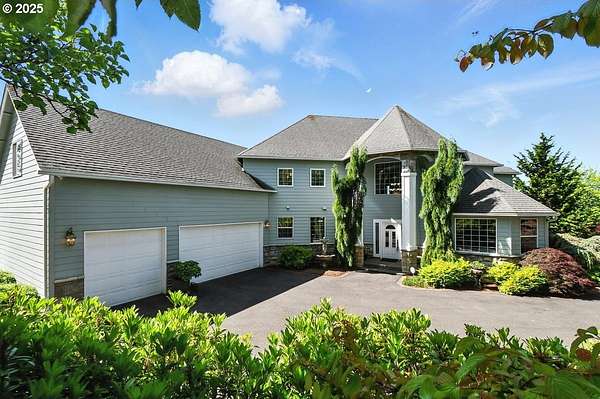 2 Acres of Residential Land with Home for Sale in Kalama, Washington