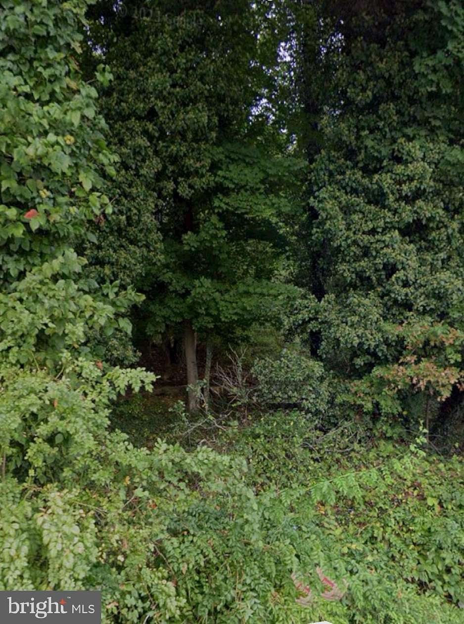 0.41 Acres of Residential Land for Sale in Capitol Heights, Maryland